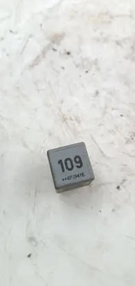 Audi A3 S3 8L Other relay 1J0906381A