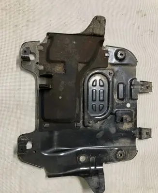 Toyota Land Cruiser (J150) Engine splash shield/under tray