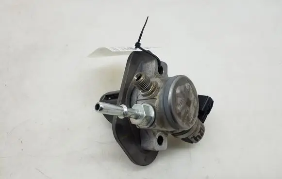 Lexus IS III XE30 Fuel injection high pressure pump 2322136020
