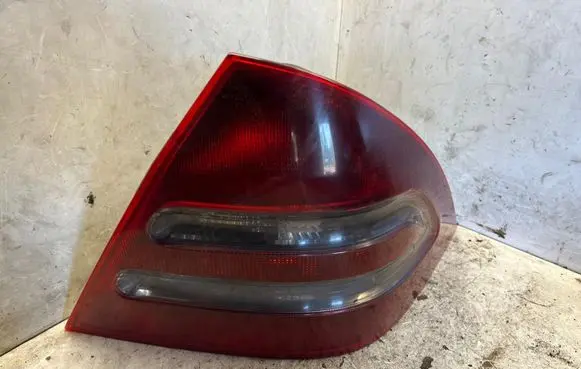 Rear/tail lights
