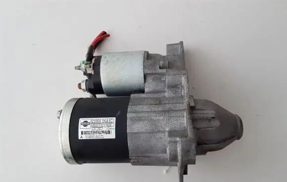 Nissan Juke I F15 Starter motor 233001KA1C M000T32178ZE