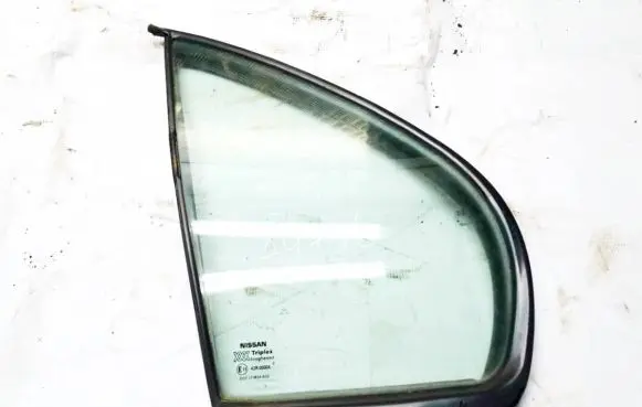 Rear vent window glass