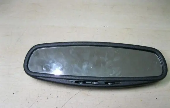 Rear view mirror (interior)