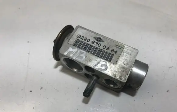 Air conditioning (A/C) expansion valve