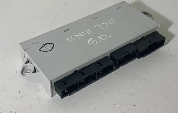 BMW 7 E65 E66 Door central lock control unit/module 6958449 61356958449