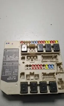 Nissan Note (E11) Fuse box set 284B7AX61A R0909