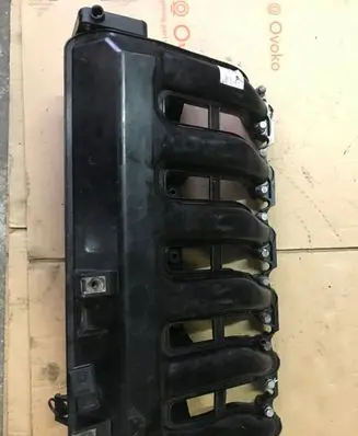 BMW 5 E60 E61 Intake manifold 7790701 7790700