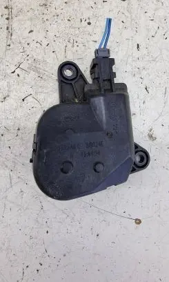 Chrysler Pacifica Air flap motor/actuator 04885465AA