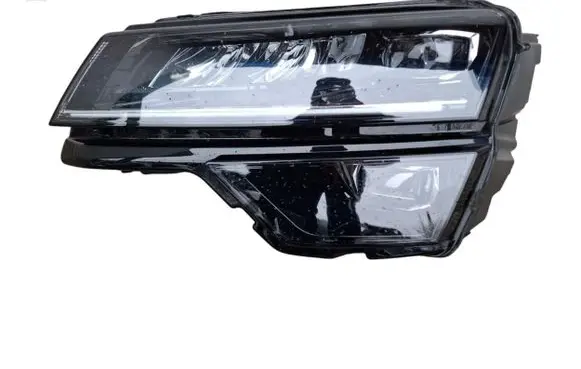 Skoda Karoq Headlight/headlamp OE.