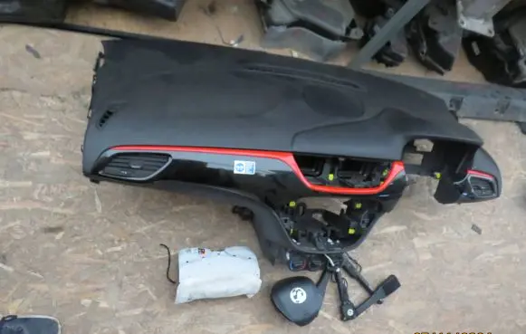Opel Corsa E Dashboard