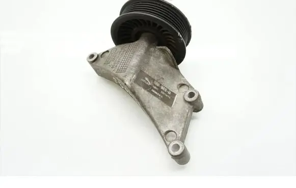 Jaguar S-Type Other engine part DW938A610AA 8W938680BA