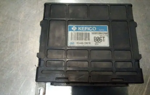 Hyundai Santa Fe Gearbox control unit/module 9544039670 9090930042A00