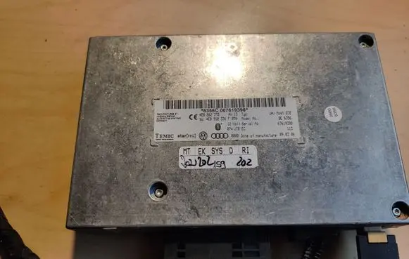 Audi A6 S6 C6 4F Bluetooth control unit module 4E0862335 4E0910336