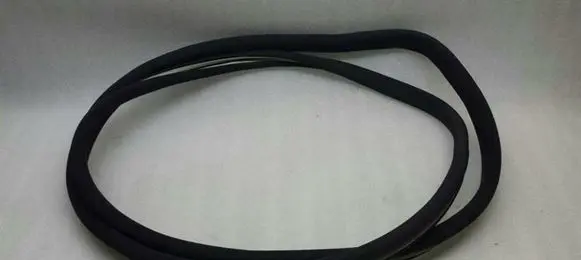 Mercedes-Benz S W220 Front door rubber seal A2206970551