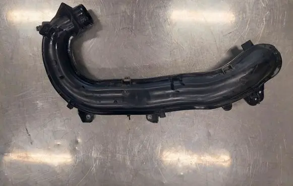 Ford Mondeo MK IV Intercooler hose/pipe P4D7C N07011C160