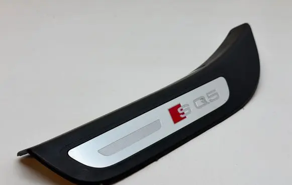 Audi Q5 SQ5 8R Rear sill trim cover 8R0853375
