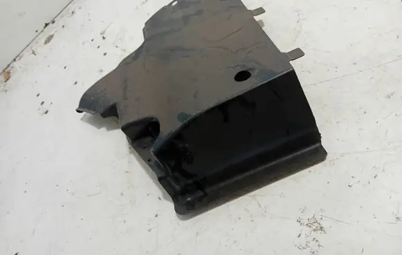 Audi Q5 SQ5 8R Front underbody cover/under tray 8R0825202A