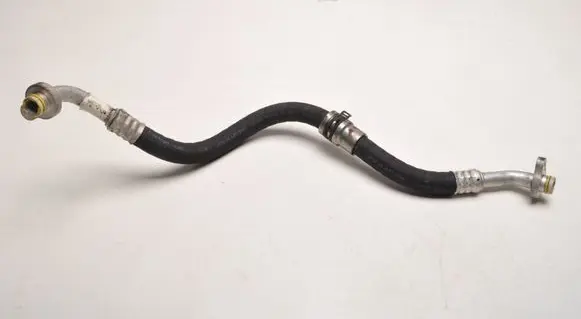 Volvo XC90 Air conditioning (A/C) pipe/hose 