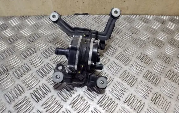 KIA Soul Electric auxiliary coolant/water pump 375W5K4000