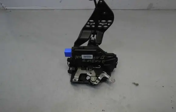 Porsche Cayenne (9PA) Rear door lock
