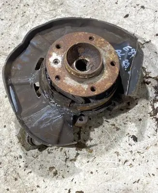 BMW 1 E81 E87 Rear wheel hub spindle/knuckle 