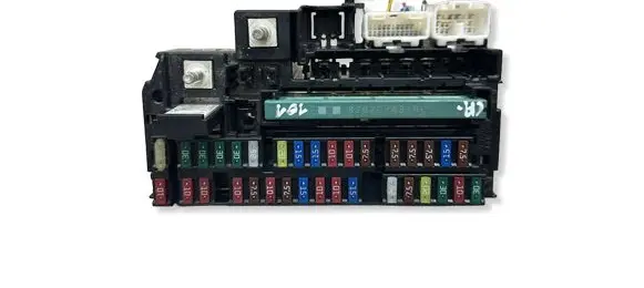 Lexus RX 450H Fuse module 8262048160