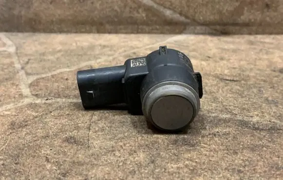 Mercedes-Benz C W204 Parking PDC sensor A2215420417