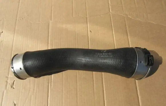 BMW 1 F20 F21 Intercooler hose/pipe 7602652