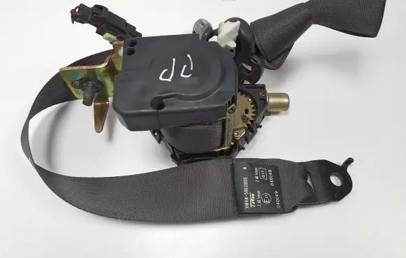 Jaguar S-Type Front seatbelt XW4A-54611B08
