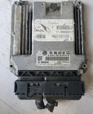 Volkswagen Scirocco Engine control unit/module 03L906022KD 03L906022G 0281015335
