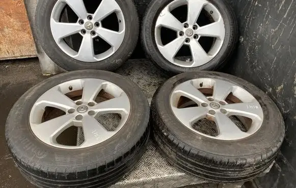 R17 alloy rim