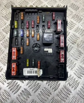Volkswagen PASSAT B6 Fuse module 3C0937125 63592777