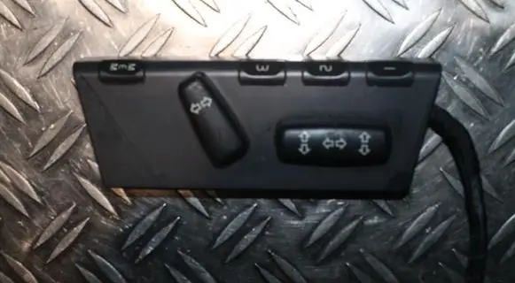 Volvo XC90 Seat control module 39999380