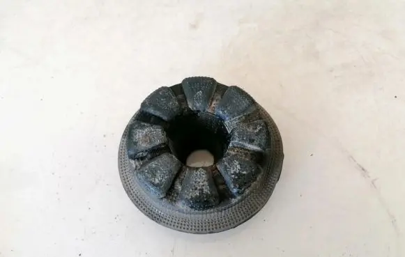 Nissan Qashqai Front coil spring rubber mount 55034jd00a