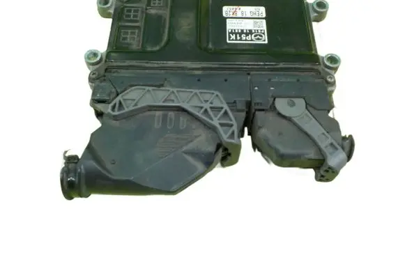 Mazda 3 II Engine control unit/module P51K18881A XP98