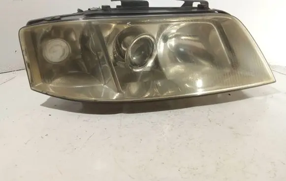 Audi A6 S6 C5 4B Headlight/headlamp 14847400