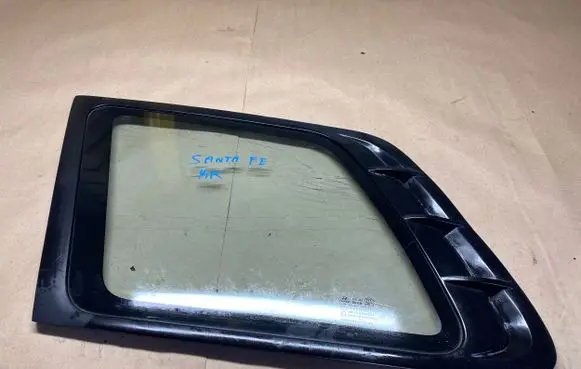 Hyundai Santa Fe Rear side window 43R000050 A004138 DOT736M55BAAS2