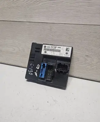 Audi Q7 4L Comfort/convenience module 4L0907289A 5DK00876282 4L0910289D