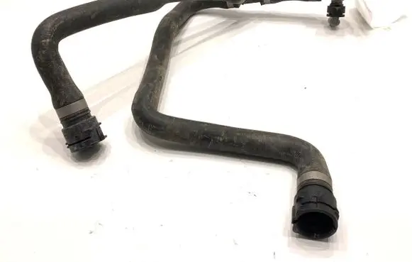 Mercedes-Benz Sprinter W907 W910 Engine coolant pipe/hose A9105000500