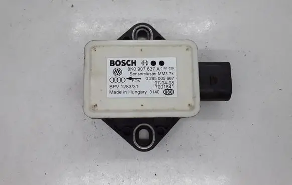 Audi A4 S4 B8 8K ESP acceleration yaw rate sensor 8K0907637A 0265005667 BPV128331
