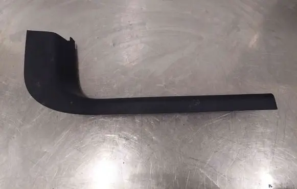 Ford Focus Front sill trim cover JX7BA13208A