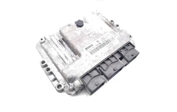 Renault Trafic II (X83) Engine control unit/module 8200546983 0281011529 8200051608
