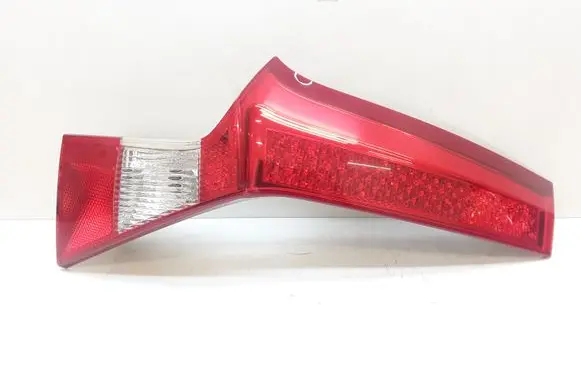 Volvo XC70 Tailgate rear/tail lights