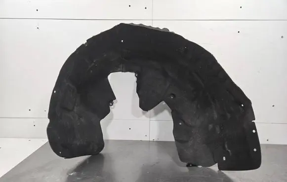 Rear arch fender liner splash guards