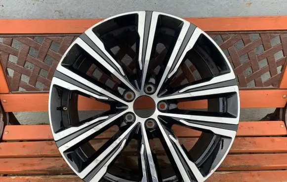 Volvo XC90 R19 alloy rim 