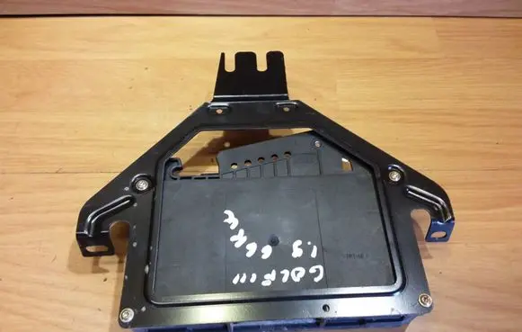 Volkswagen Golf III ABS control unit/module 1H0907379D