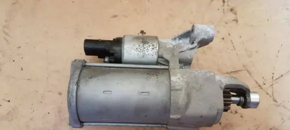 Audi A4 S4 B8 8K Starter motor 04L911021