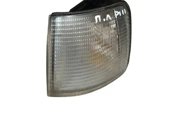 Volkswagen PASSAT B3 Front indicator light 357953049A 6R0142767