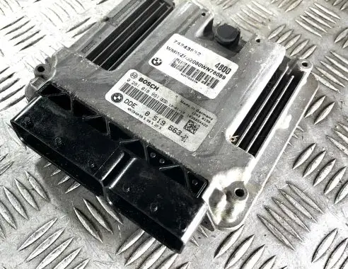 Mini Cooper Countryman R60 Engine control unit/module 8519663 851966301 0281018991