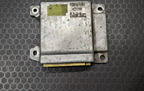 Mazda 323 F Airbag control unit/module B30E57K30A